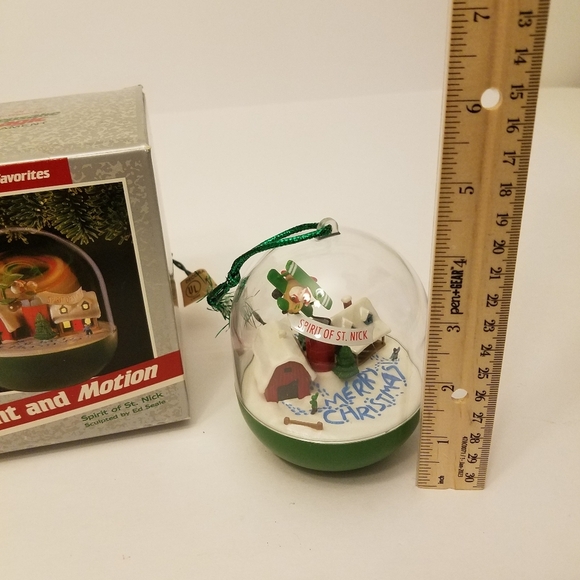 1989 Hallmark Magic Ornament Light Motion Spirit of St Nick Plane Swoops Soars - Picture 15 of 16